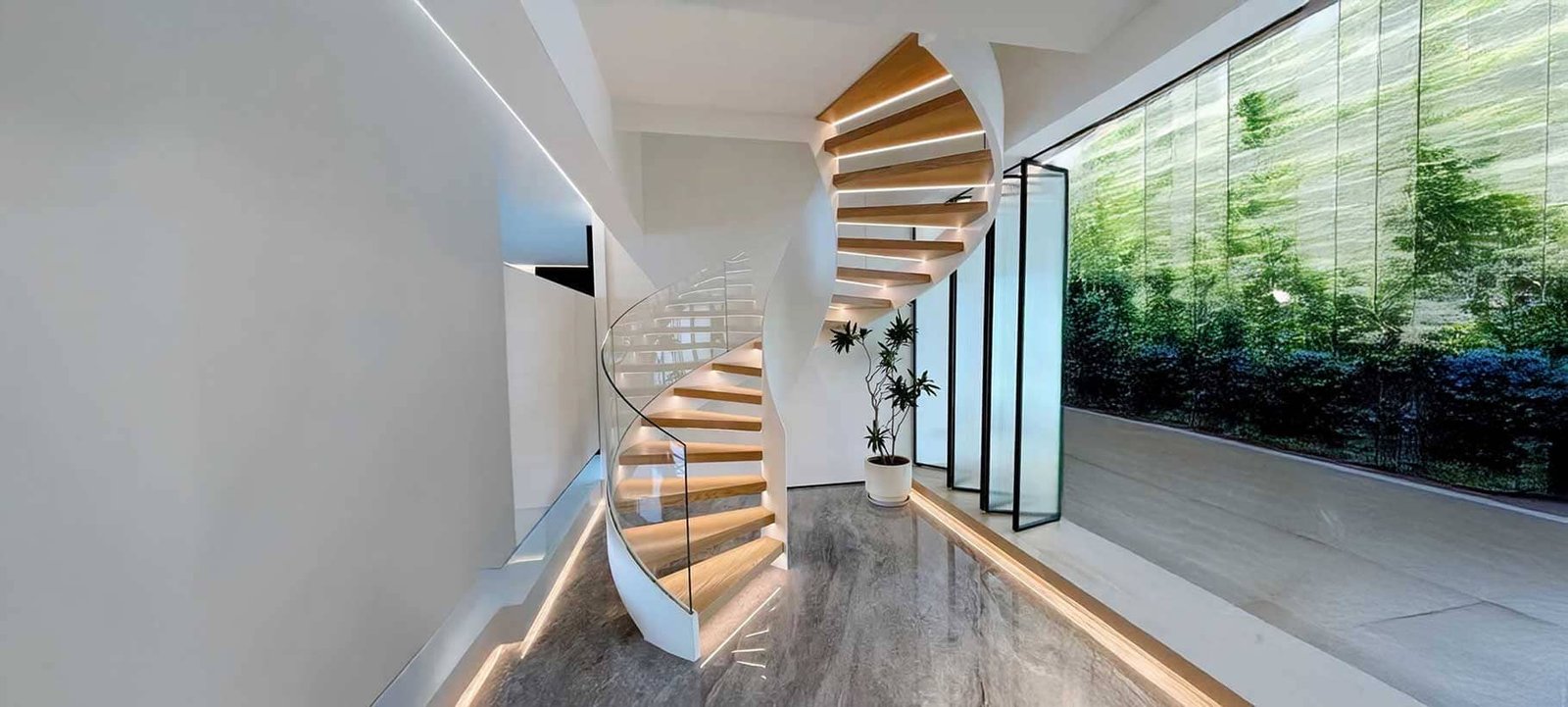 Modern floating stairs with glass side panels UAE | درج حديث بزجاج جانبي