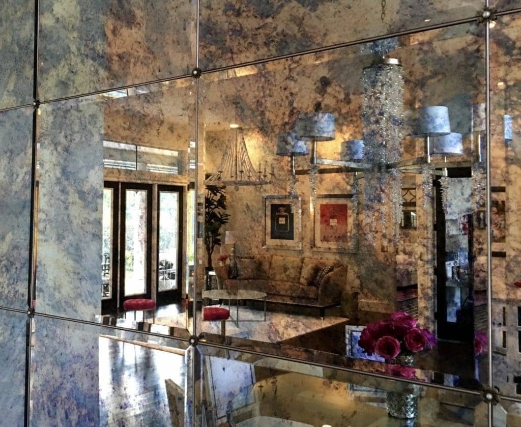 Blue antique mirror wall panels Dubai UAE | ألواح مرآة عتيقة زرقاء