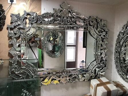 Antique mirror designs in Dubai and Abu Dhabi